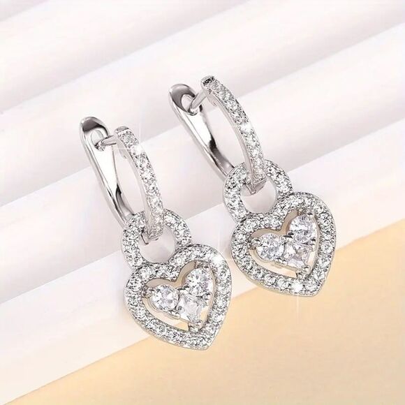 925 Silver Plated Heart Drop Earrings - Paved Zirconia Exquisite Daily Party - Picture 1 of 4